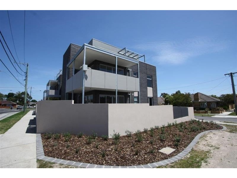 1 Mackie  Road, Bentleigh East VIC 3165