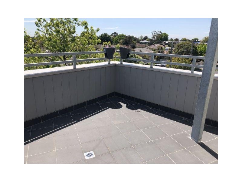 1 Mackie  Road, Bentleigh East VIC 3165