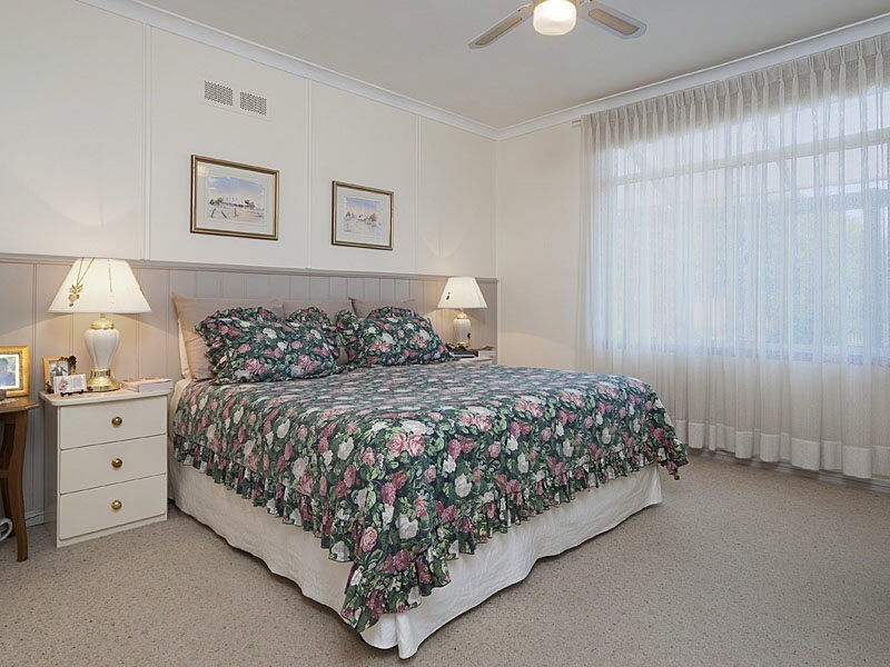 19 Glamis Avenue, Seacombe Gardens SA 5047