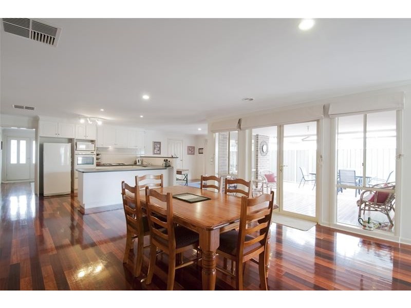 66 Sommersby Street, Point Cook VIC 3030