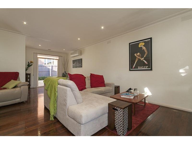 2/5 Erica Avenue, Glen Iris VIC 3146