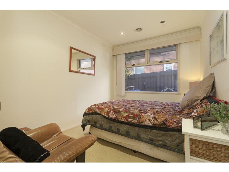 2/5 Erica Avenue, Glen Iris VIC 3146