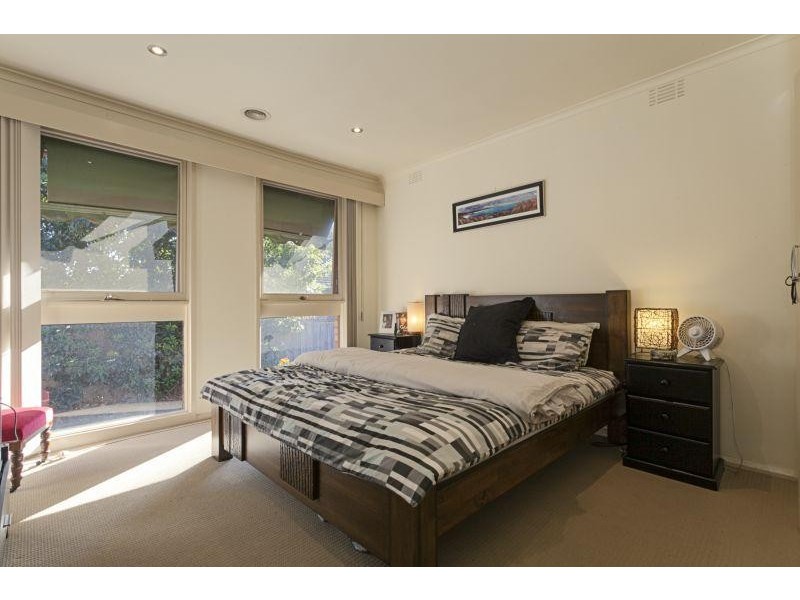 2/5 Erica Avenue, Glen Iris VIC 3146