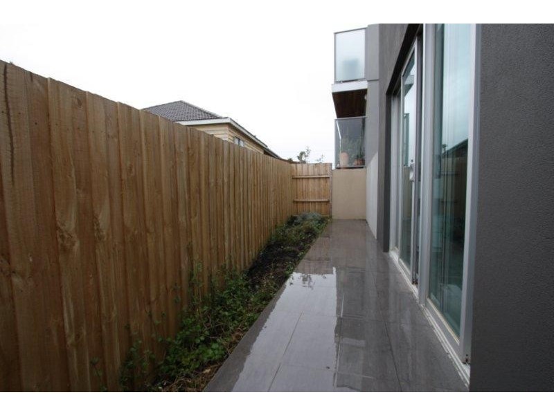 3/25 Nepean Highway, Aspendale VIC 3195