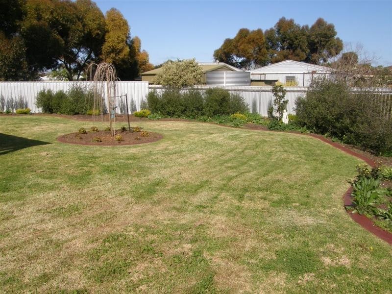 3 Liverpool Drive, Strathalbyn SA 5255