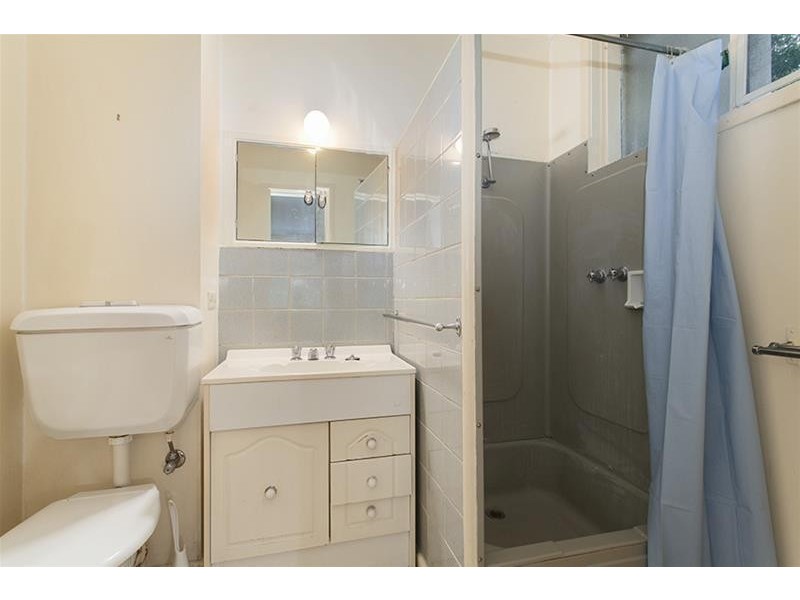 2/28 Moralla Avenue, Croydon VIC 3136