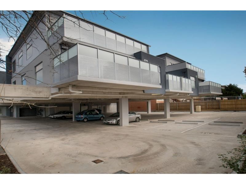 205/135 Lower Dandenong  Road, Mentone VIC 3194