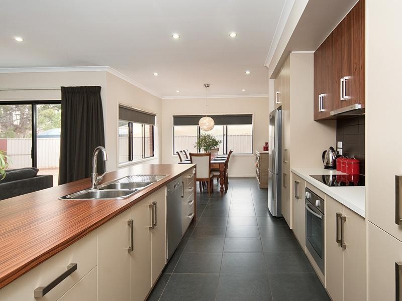 9 Elsie Drive, Strathalbyn SA 5255