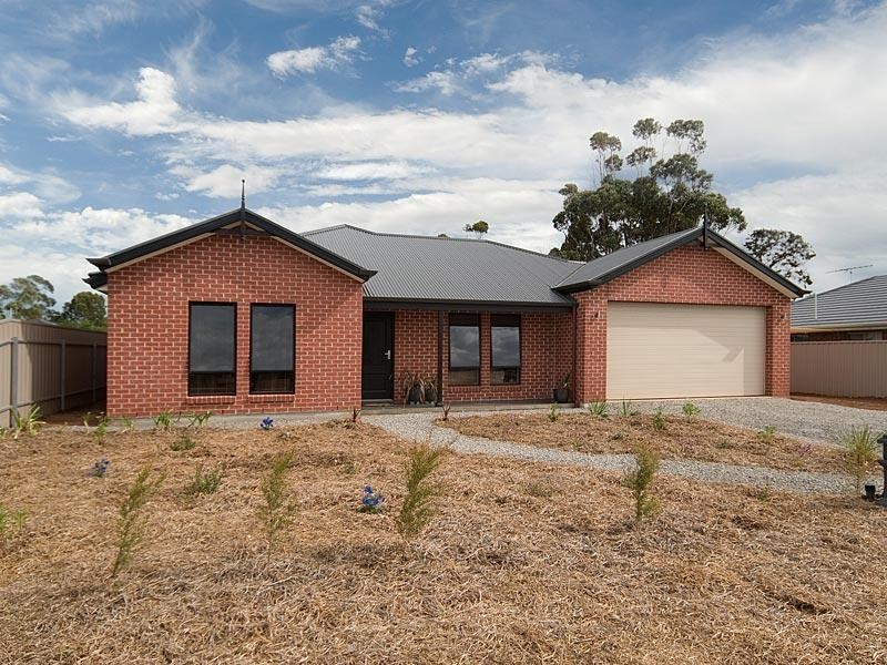 9 Elsie Drive, Strathalbyn SA 5255