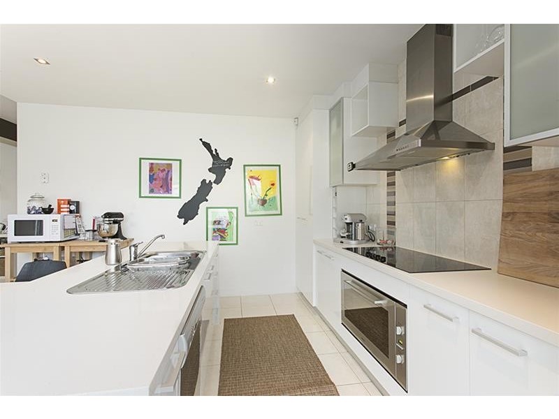 2/27 Cash Grove, Mount Waverley VIC 3149