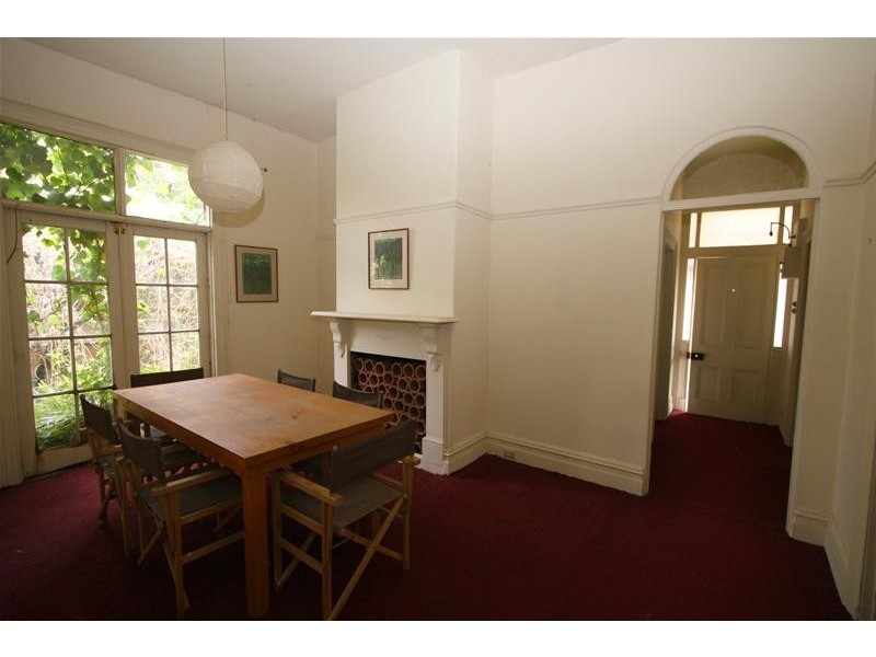 884 Hampton Street, Brighton VIC 3186