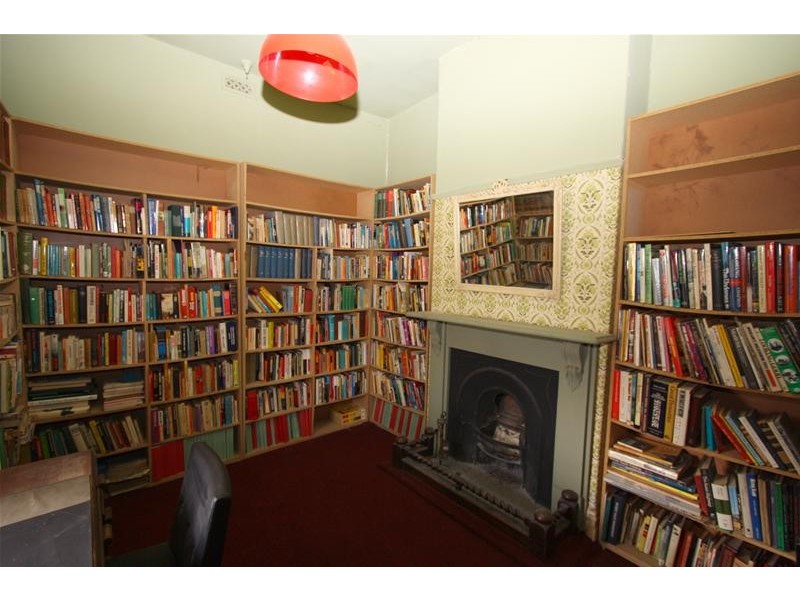 884 Hampton Street, Brighton VIC 3186