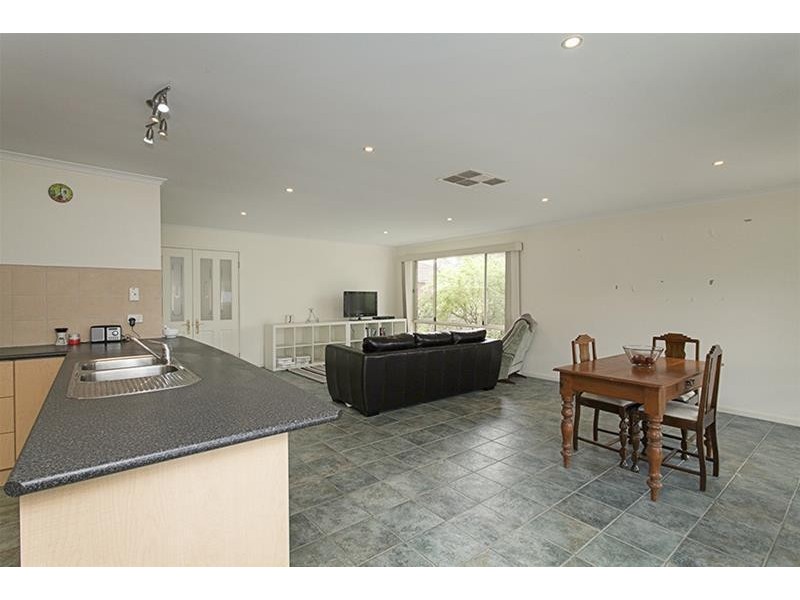 9/241 Bayswater Road, Bayswater North VIC 3153