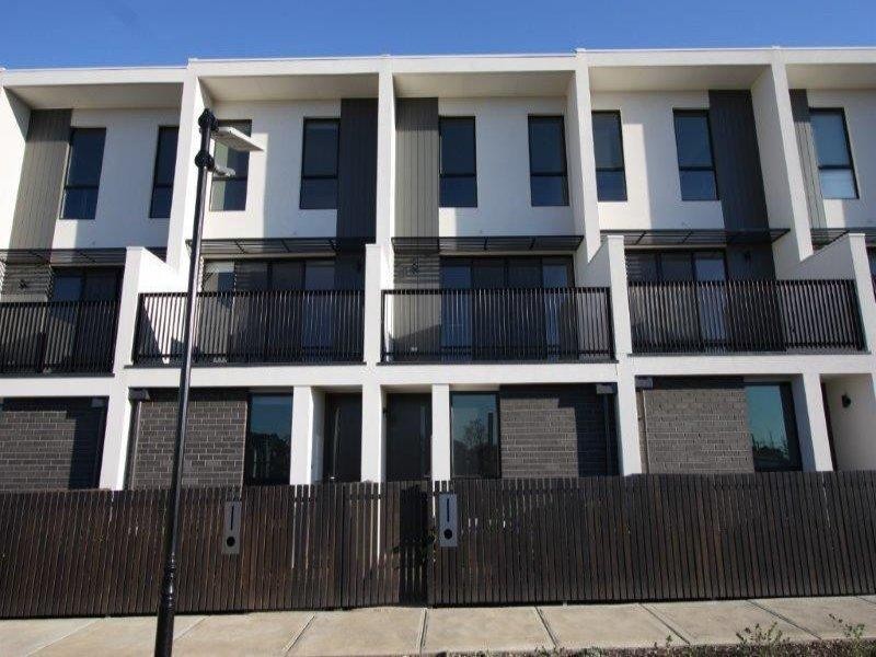 70 Central Park Walk, Cheltenham VIC 3192