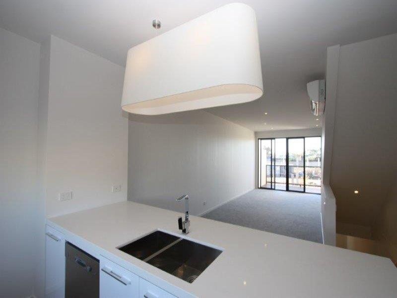 70 Central Park Walk, Cheltenham VIC 3192