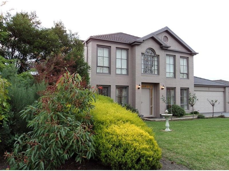 23 Rosewood Boulevard, Lysterfield VIC 3156