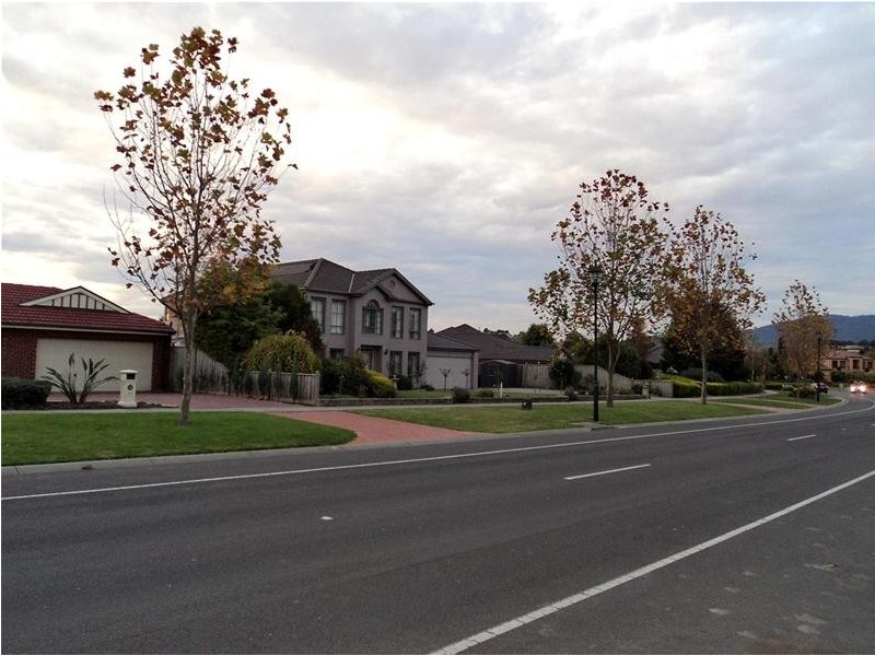 23 Rosewood Boulevard, Lysterfield VIC 3156