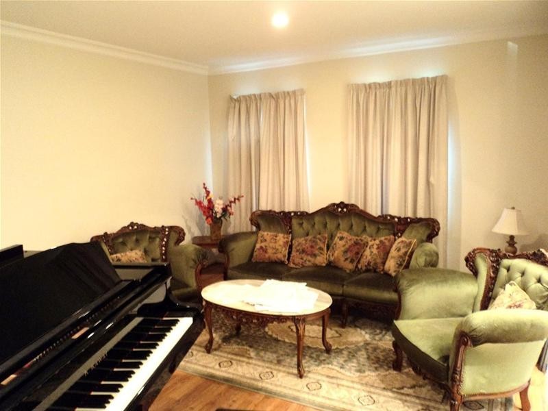 23 Rosewood Boulevard, Lysterfield VIC 3156