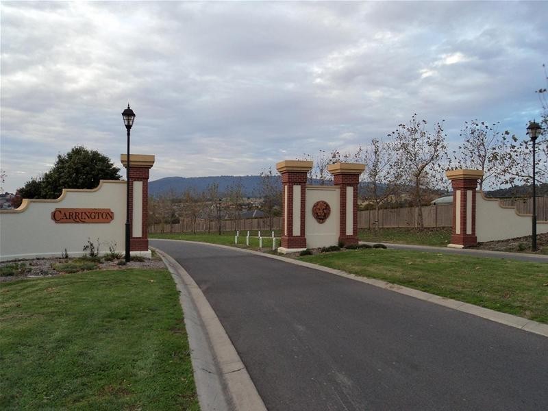 23 Rosewood Boulevard, Lysterfield VIC 3156