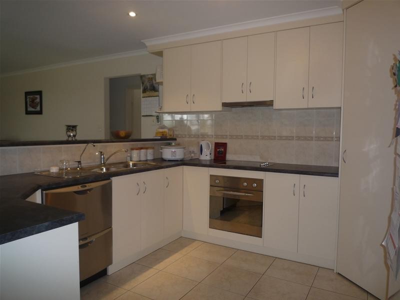 34 Strathmont Drive, Strathalbyn SA 5255