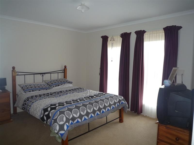 34 Strathmont Drive, Strathalbyn SA 5255