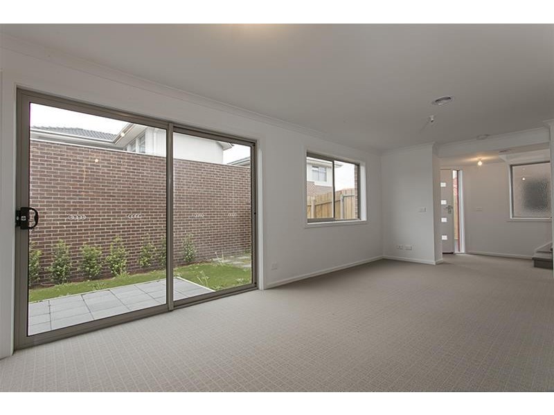 4 & 5/139 Buckley Street, Noble Park VIC 3174