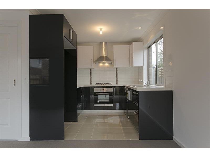 4 & 5/139 Buckley Street, Noble Park VIC 3174