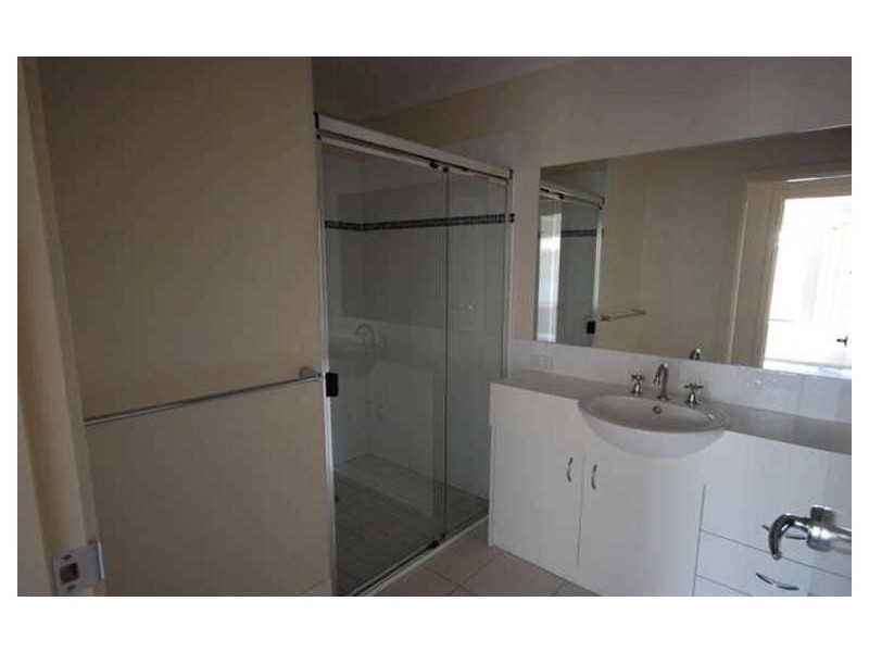 3/23 Park Esplanade, Coomera QLD 4209