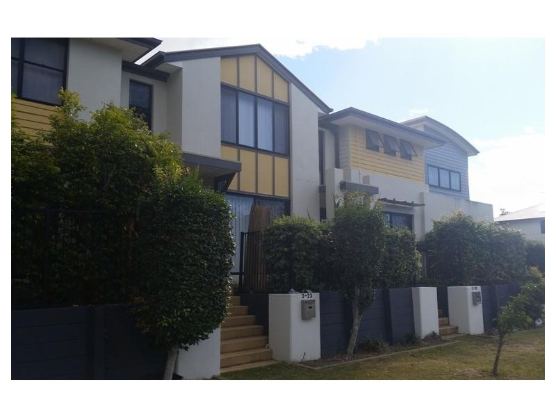 3/23 Park Esplanade, Coomera QLD 4209