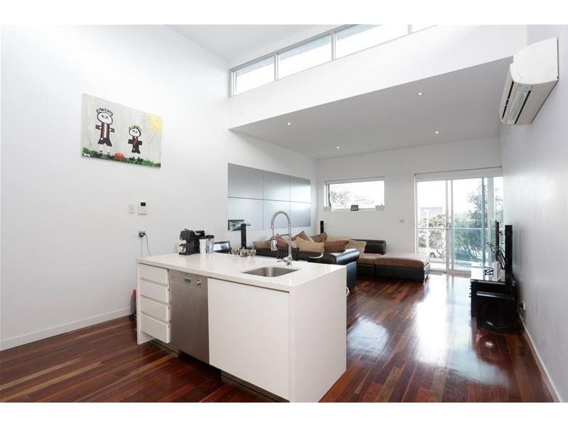 10/25-27 Nepean  Highway, Aspendale VIC 3195