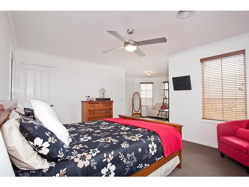 7 Macdougal Street, Kurunjang VIC 3337