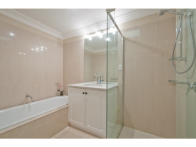 2 Meryl Street, Doncaster East VIC 3109