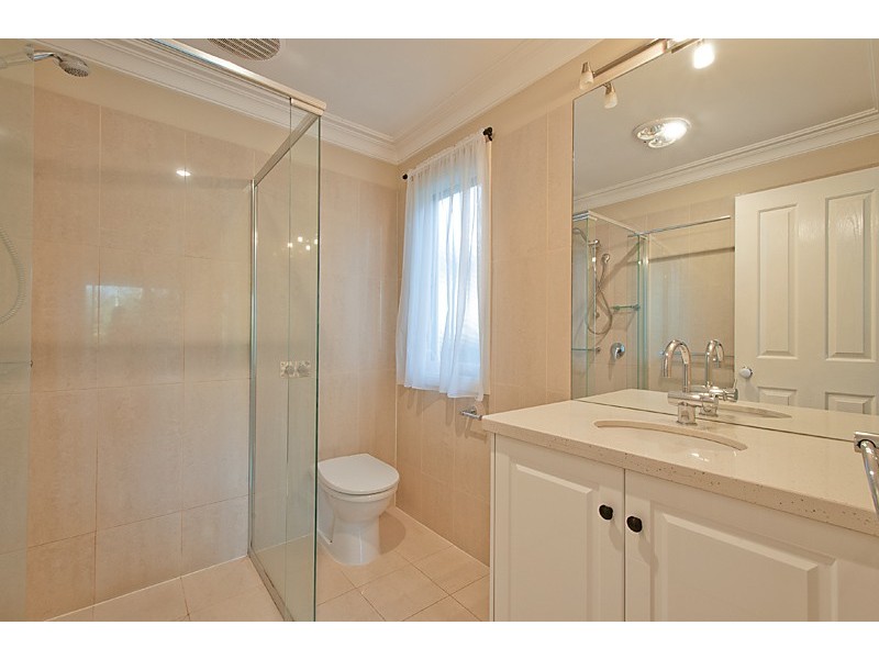 2 Meryl Street, Doncaster East VIC 3109