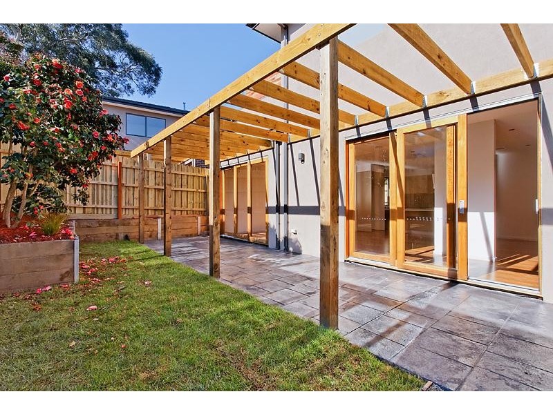 2/7 Tanunda Street, Vermont South VIC 3133