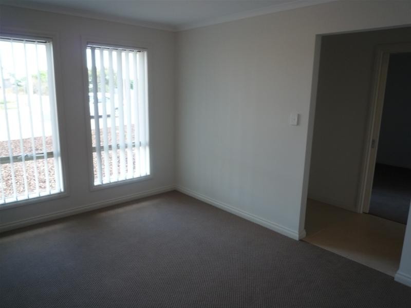 18 Grassmere Drive, Murray Bridge SA 5253