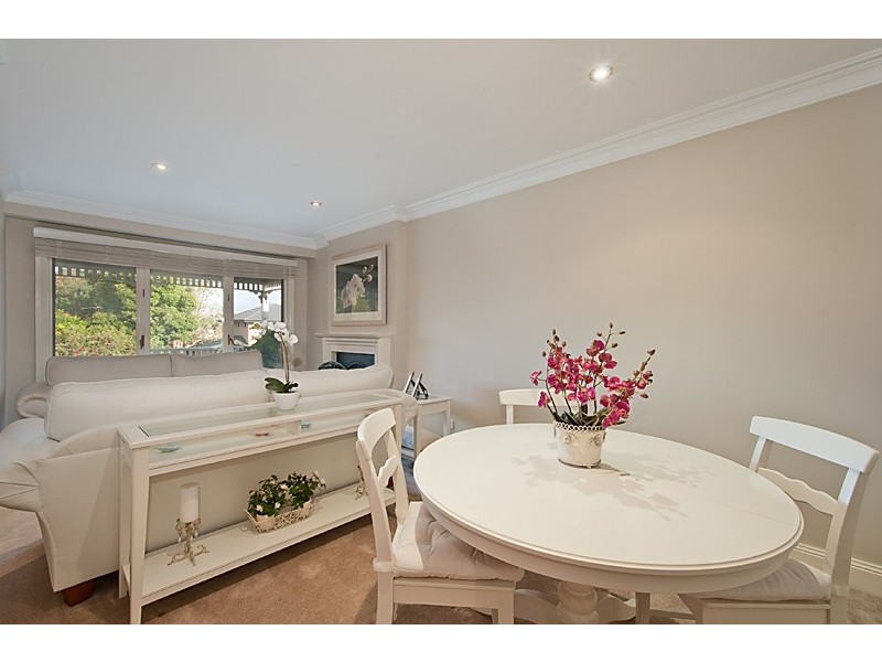 2 Meryl Street, Doncaster East VIC 3109