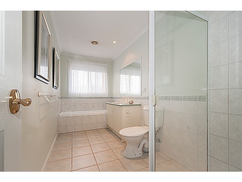 12 Dougherty Court, Mulgrave VIC 3170