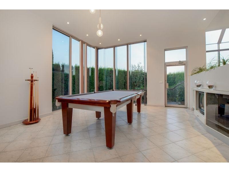 11 Renee Close, Mulgrave VIC 3170