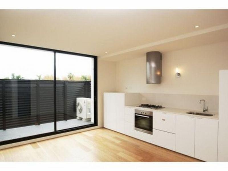 102/26-28 Broadway, Elwood VIC 3184