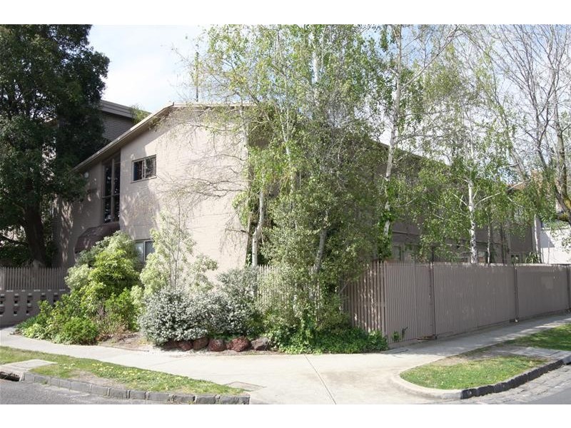 9/13 Lansdowne Road, St Kilda East VIC 3183