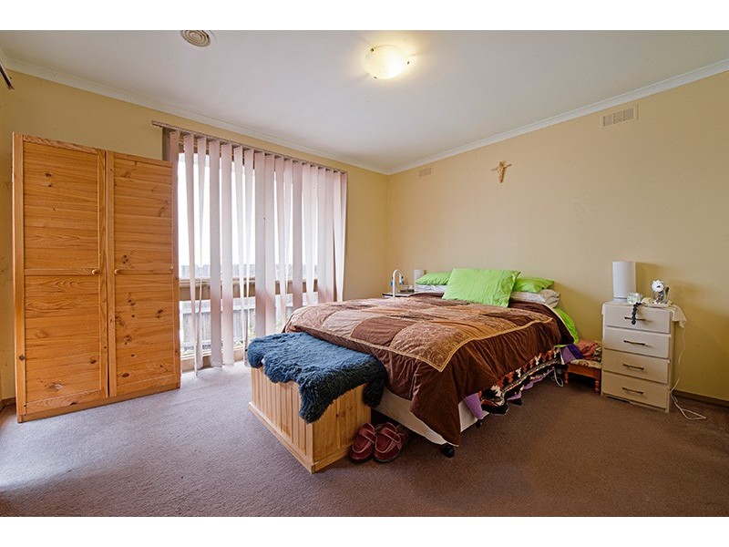 6 The Mews, Sunshine West VIC 3020