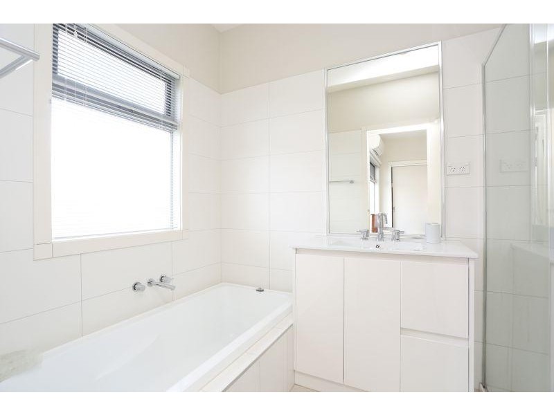 8/422 Station Street, Bonbeach VIC 3196