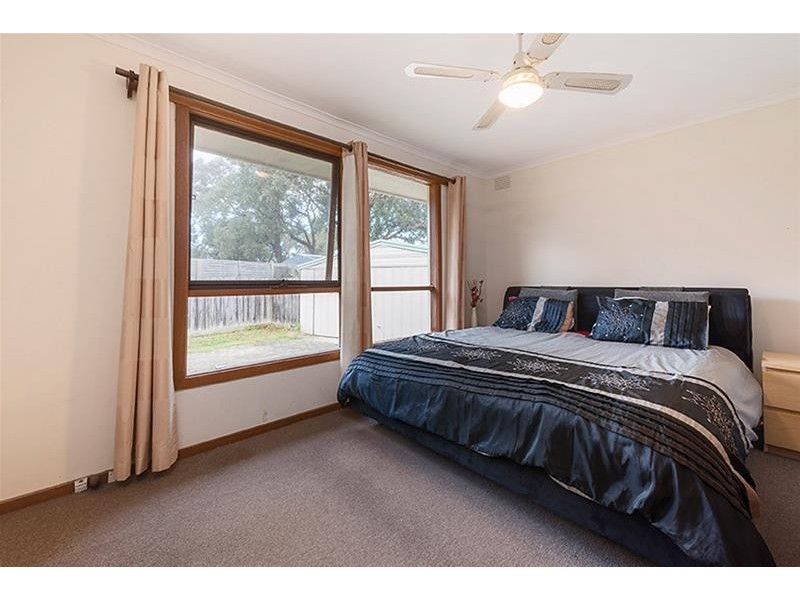 3 Concord Place, Ferntree Gully VIC 3156