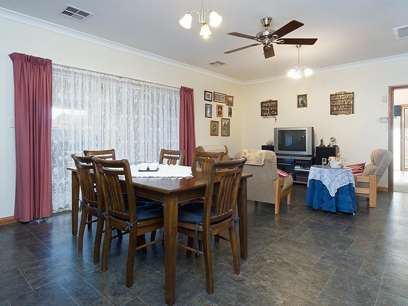 55 Parker Avenue, Strathalbyn SA 5255