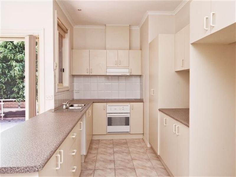 2/409 Waterdale Road, Heidelberg West VIC 3081