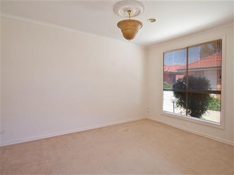 2/409 Waterdale Road, Heidelberg West VIC 3081