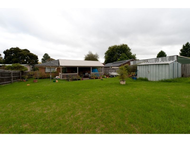 6 Virginia Way, Ferntree Gully VIC 3156