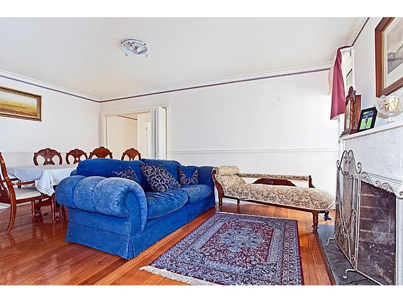 13 Bellevue Avenue, Burwood East VIC 3151