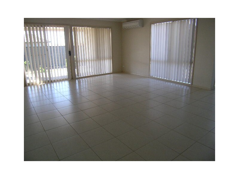 2 Fairbridge Road, Point Cook VIC 3030