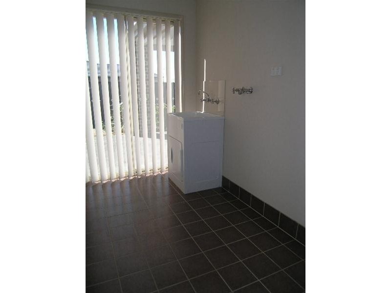 2 Fairbridge Road, Point Cook VIC 3030